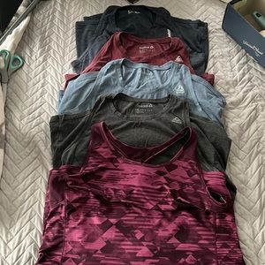 ⭐️FINAL PRICE⭐️ 5 Assorted Reebok workout tanks